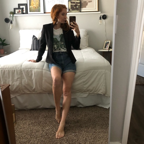 Blazer - Picture 2 of 5